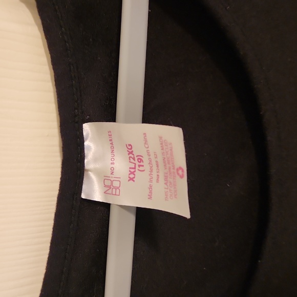 Simple black t shirt dress, super soft & stretchy No Boundaries XXL - Picture 3 of 5